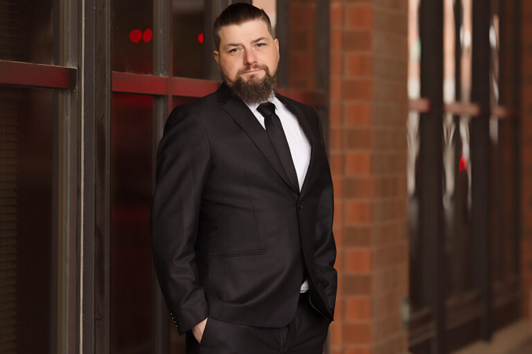 professional business headshot of man in suit La Crosse Wisconsin headshot photographer